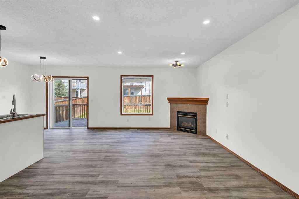 MLS® A2256871 - 35 Tuscarora Way NW in Tuscany Calgary, Residential
