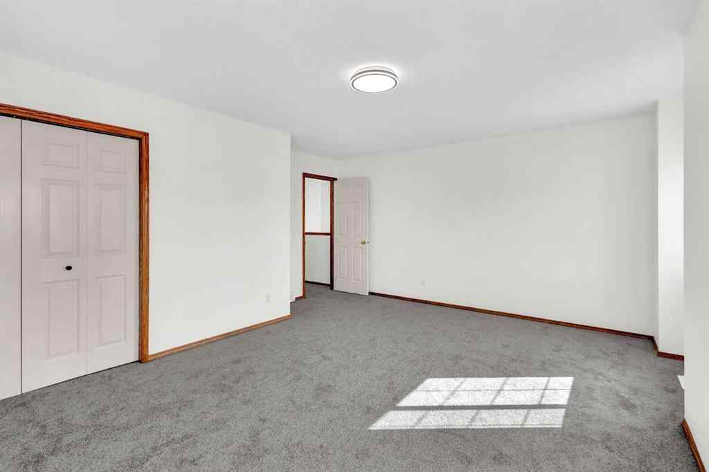 MLS® A2256871 - 35 Tuscarora Way NW in Tuscany Calgary, Residential