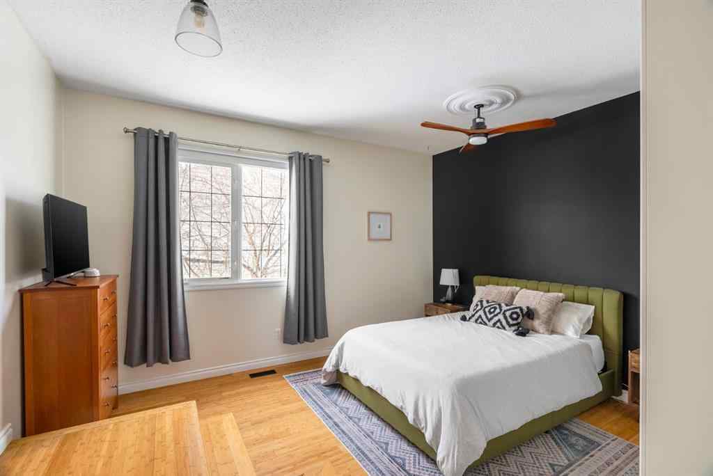 MLS® A2256872 - 105 Whiteoak Garden  in Thickwood Fort McMurray, Residential