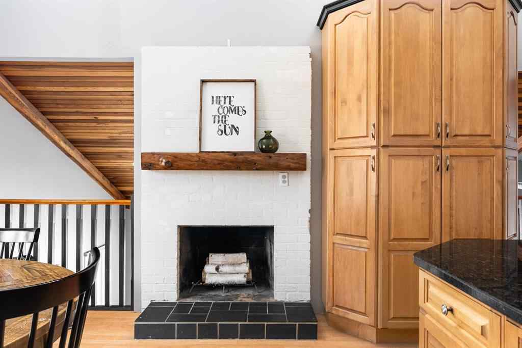 MLS® A2256872 - 105 Whiteoak Garden  in Thickwood Fort McMurray, Residential