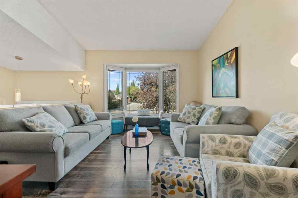 MLS® A2256876 - 1205 Meadowbrook Drive SE in Meadowbrook Airdrie, Residential
