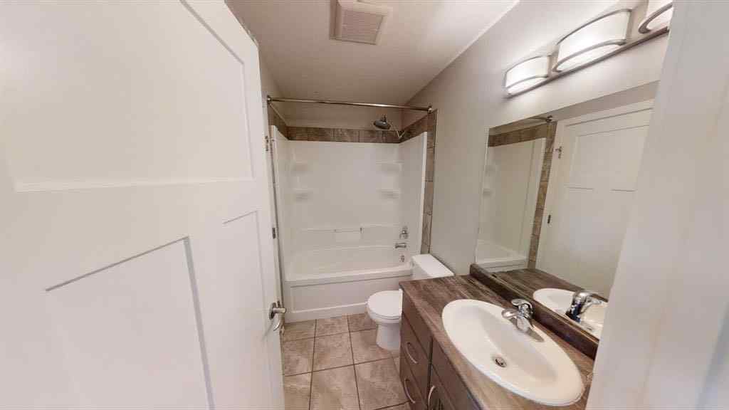 MLS® A2256877 - 9422 88 Street  in Cobblestone Grande Prairie, Residential