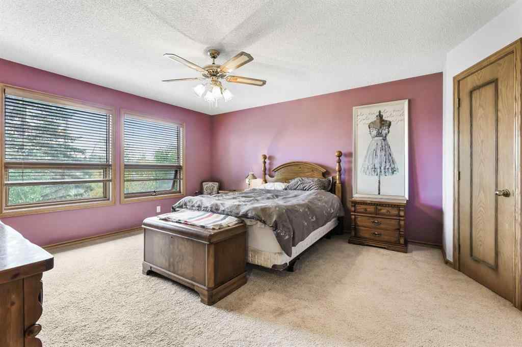MLS® A2256878 - 322 Douglas Woods Court SE in Douglasdale/Glen Calgary, Residential