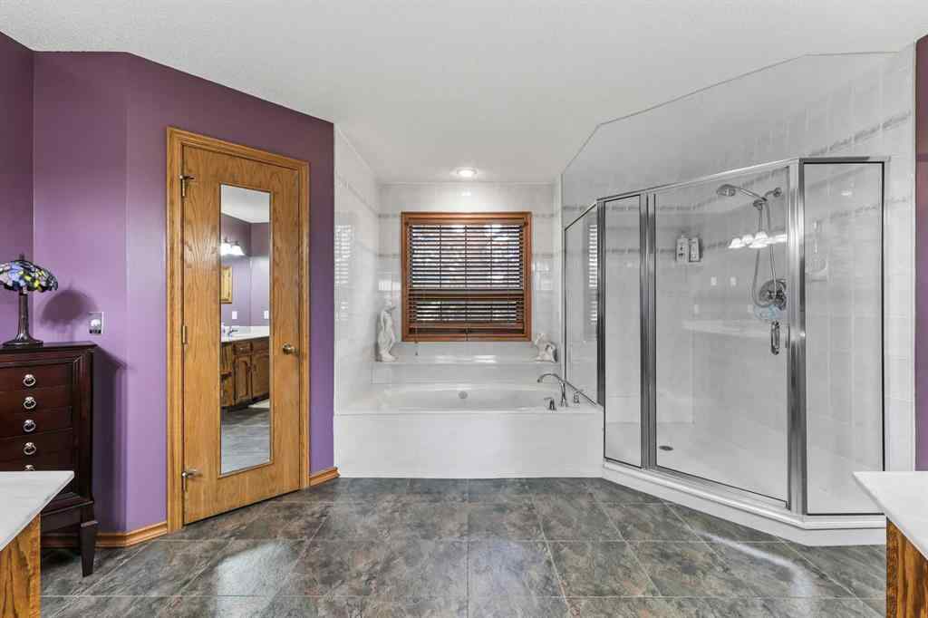 MLS® A2256878 - 322 Douglas Woods Court SE in Douglasdale/Glen Calgary, Residential
