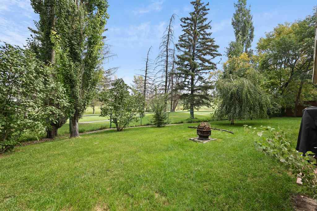 MLS® A2256878 - 322 Douglas Woods Court SE in Douglasdale/Glen Calgary, Residential