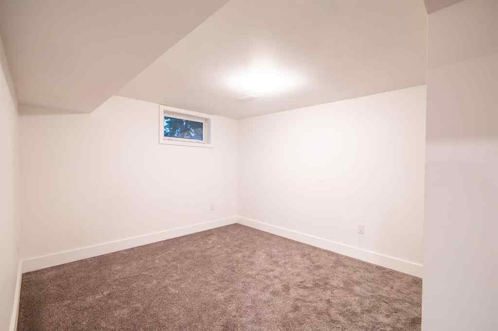 MLS® A2256881 - 5402 59 Street  in Lucas Heights Ponoka, Residential