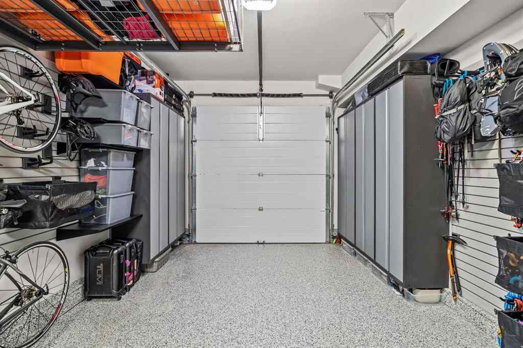 MLS® A2256883 - 7 Creekside Mews  in Spring Creek Canmore, Residential