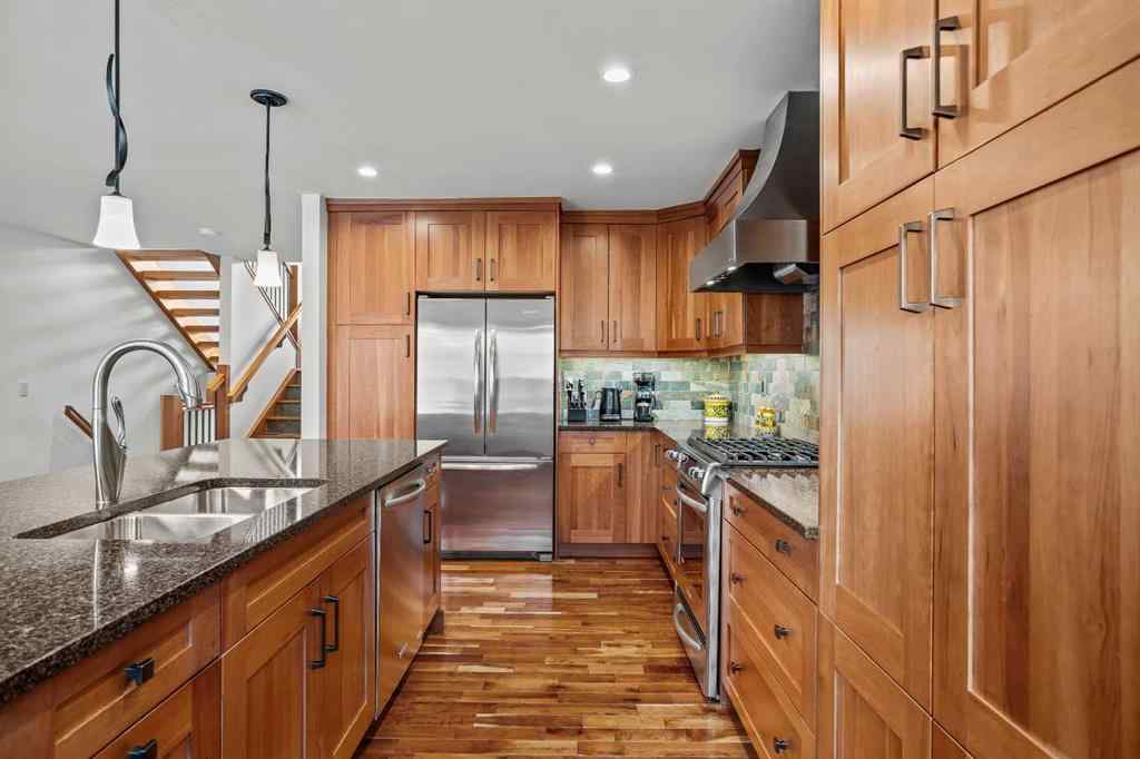 MLS® A2256883 - 7 Creekside Mews  in Spring Creek Canmore, Residential
