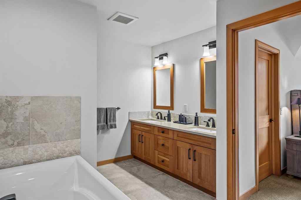 MLS® A2256883 - 7 Creekside Mews  in Spring Creek Canmore, Residential