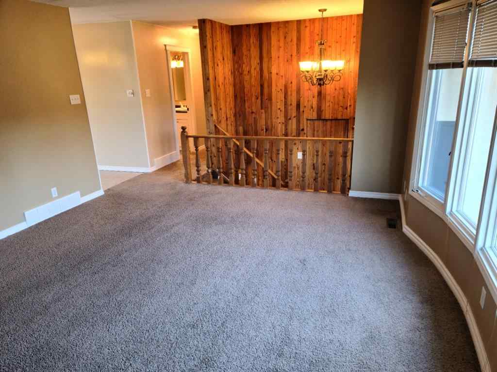 MLS® A2256884 - 7413 96 Street  in North End Peace River, Residential