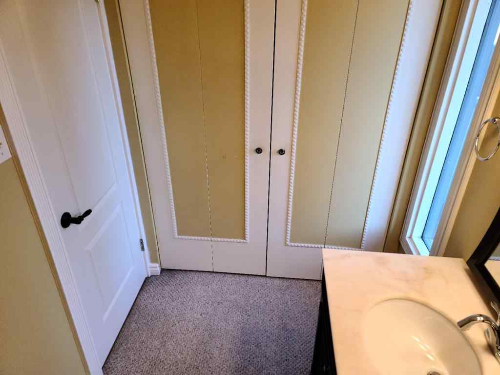 MLS® A2256884 - 7413 96 Street  in North End Peace River, Residential