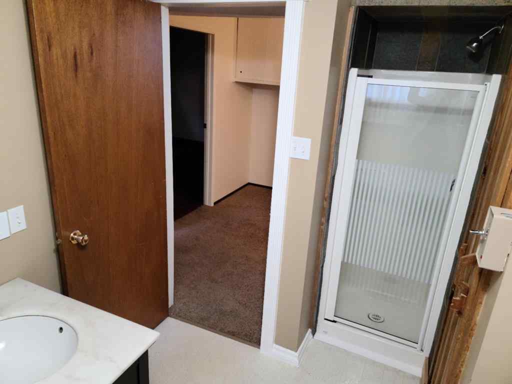 MLS® A2256884 - 7413 96 Street  in North End Peace River, Residential