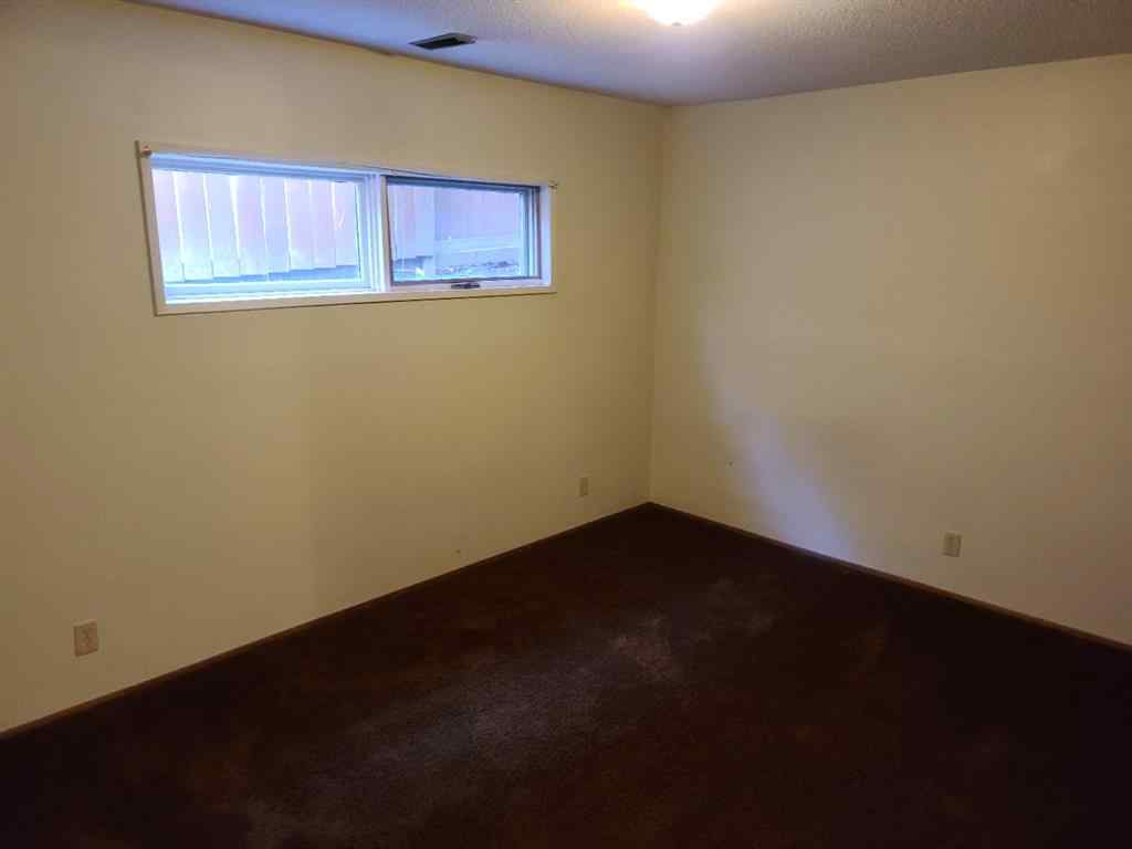 MLS® A2256884 - 7413 96 Street  in North End Peace River, Residential