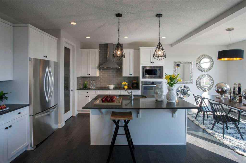 MLS® A2256885 - 51 Sunrise Heath  in Sunset Ridge Cochrane, Residential