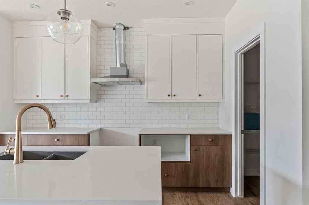 MLS® A2256886 - 280 Creekstone Circle SW in Pine Creek Calgary, Residential