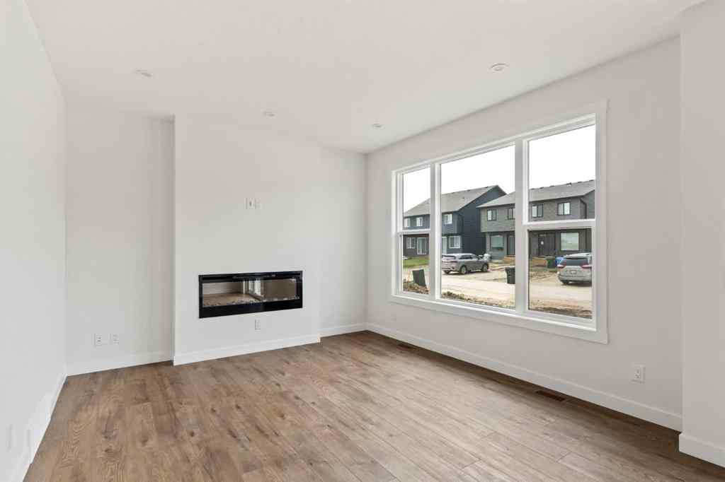 MLS® A2256886 - 280 Creekstone Circle SW in Pine Creek Calgary, Residential
