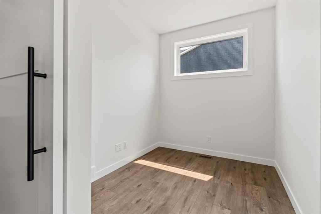 MLS® A2256886 - 280 Creekstone Circle SW in Pine Creek Calgary, Residential