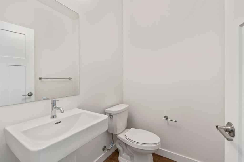 MLS® A2256886 - 280 Creekstone Circle SW in Pine Creek Calgary, Residential