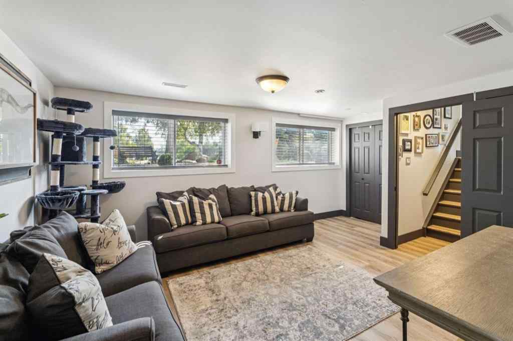 MLS® A2256889 - 363 Cedarille Crescent SW in Cedarbrae Calgary, Residential
