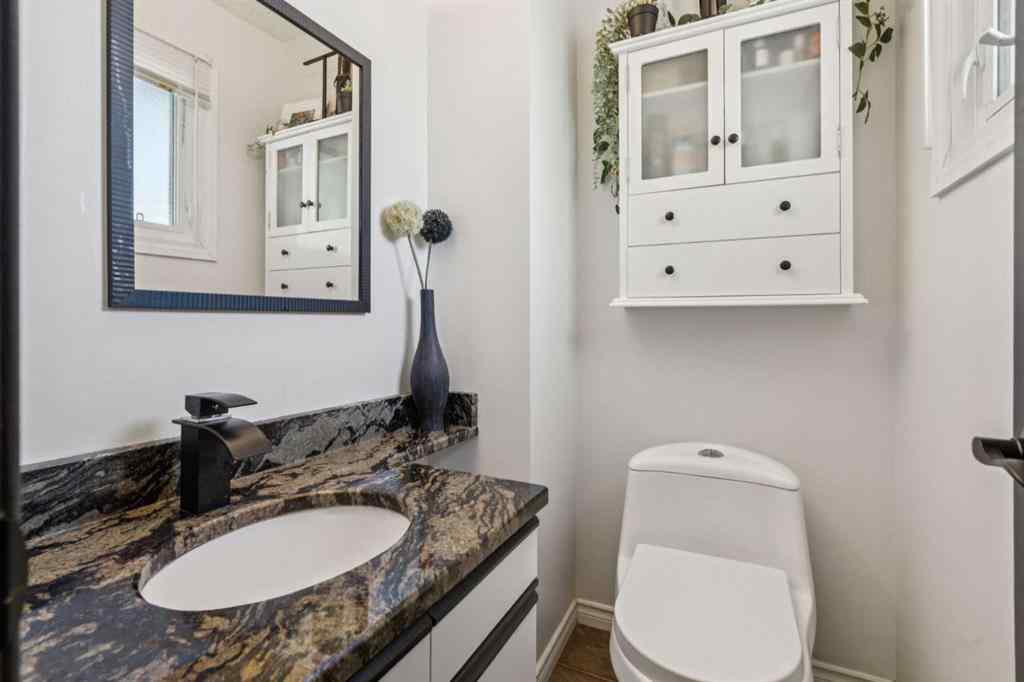 MLS® A2256889 - 363 Cedarille Crescent SW in Cedarbrae Calgary, Residential