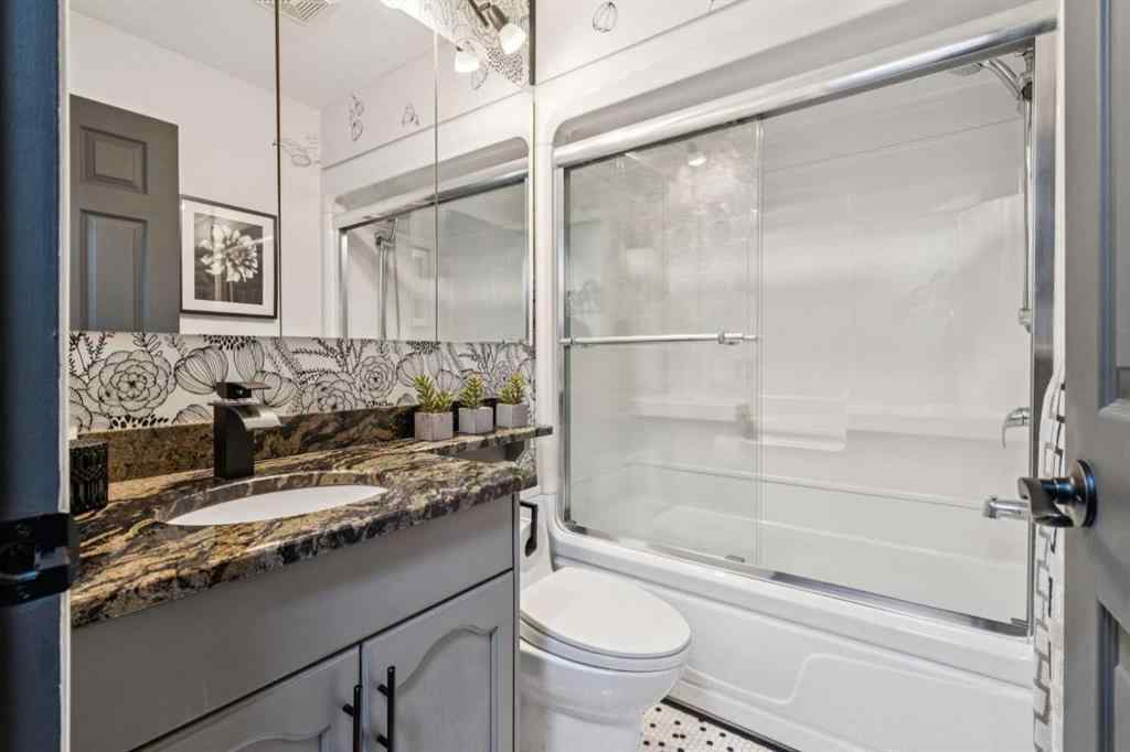 MLS® A2256889 - 363 Cedarille Crescent SW in Cedarbrae Calgary, Residential