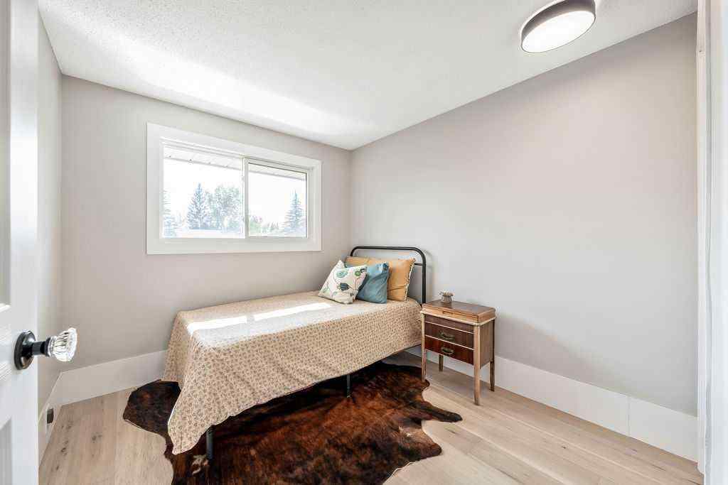 MLS® #A2256890 - 41 Midridge Gardens SE in Midnapore Calgary, Residential Open Houses
