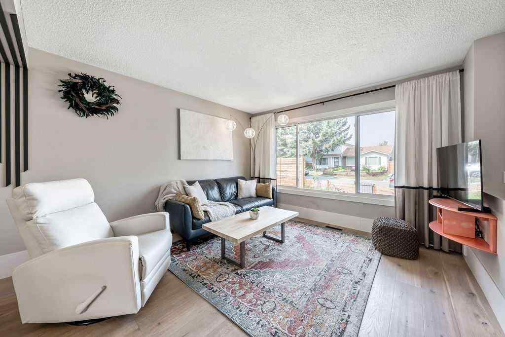 MLS® #A2256890 - 41 Midridge Gardens SE in Midnapore Calgary, Residential Open Houses