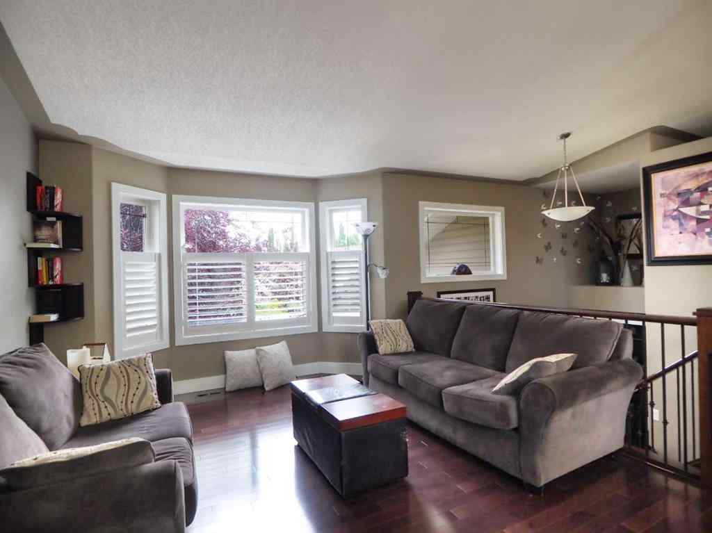 MLS® A2256891 - 23 Dobson Close  in Devonshire Red Deer, Residential