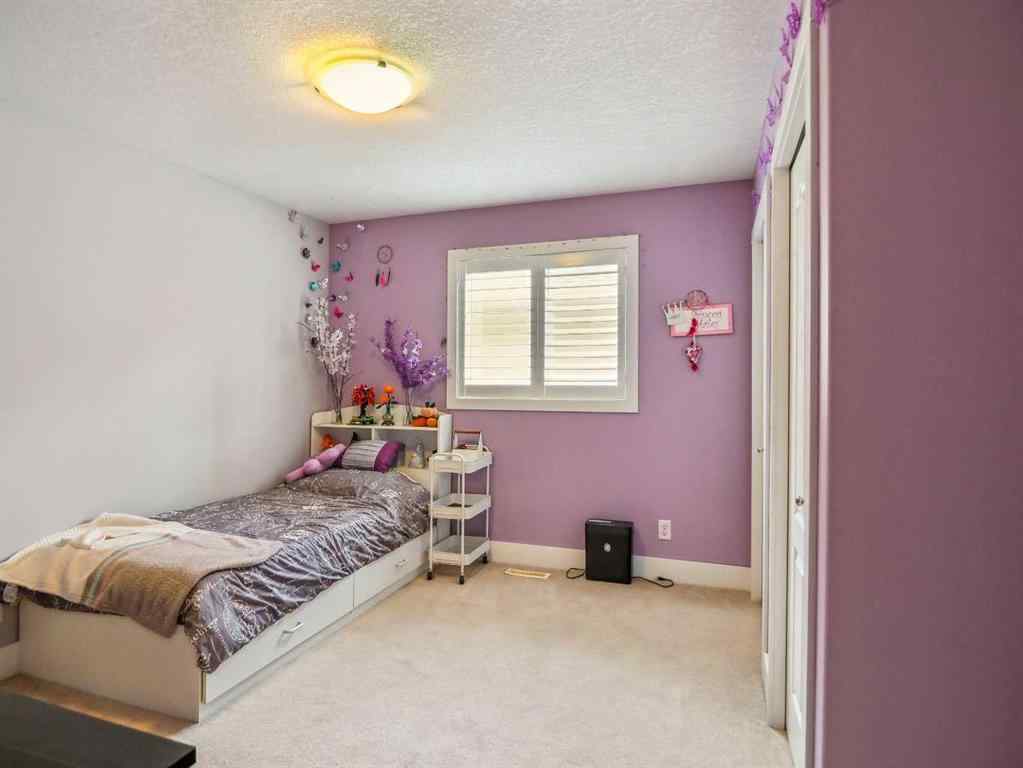 MLS® A2256891 - 23 Dobson Close  in Devonshire Red Deer, Residential