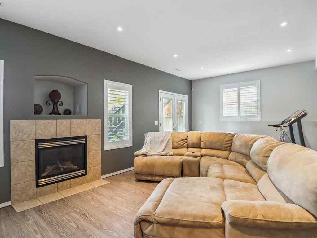 MLS® A2256891 - 23 Dobson Close  in Devonshire Red Deer, Residential