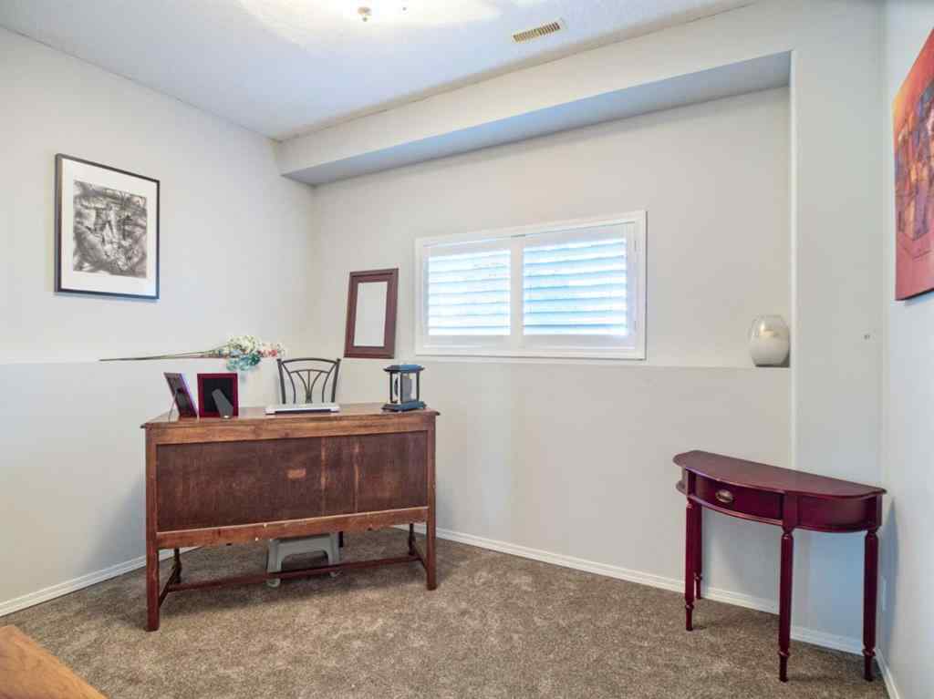 MLS® A2256891 - 23 Dobson Close  in Devonshire Red Deer, Residential