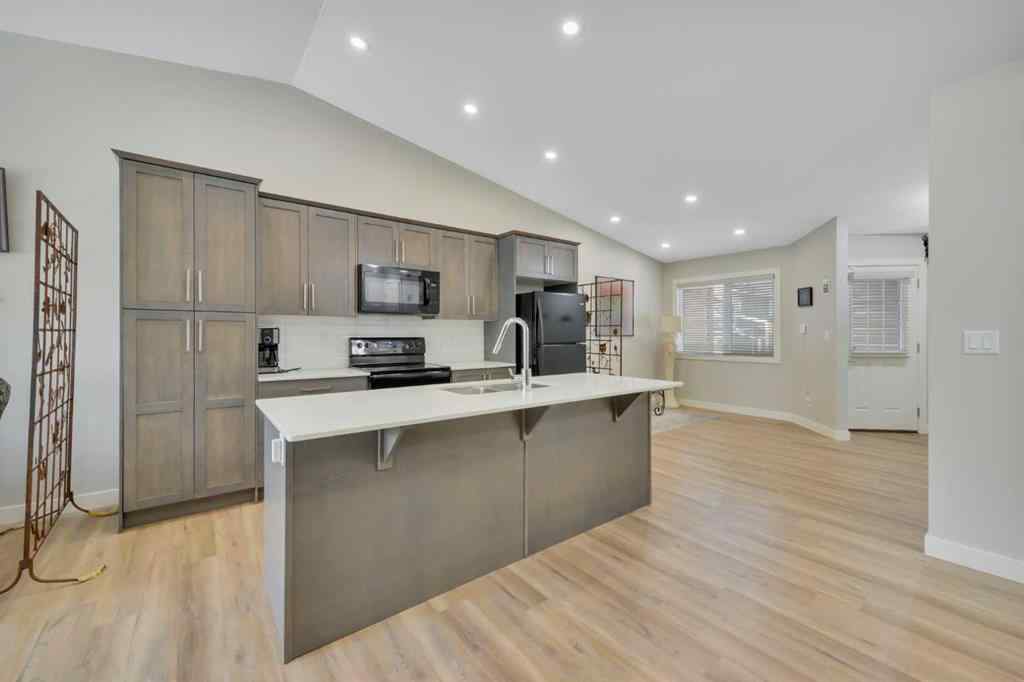 MLS® A2256892 - 45 Golden Crescent  in Garden Heights Red Deer, Residential