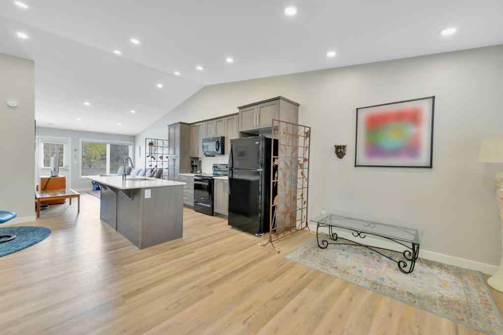 MLS® A2256892 - 45 Golden Crescent  in Garden Heights Red Deer, Residential