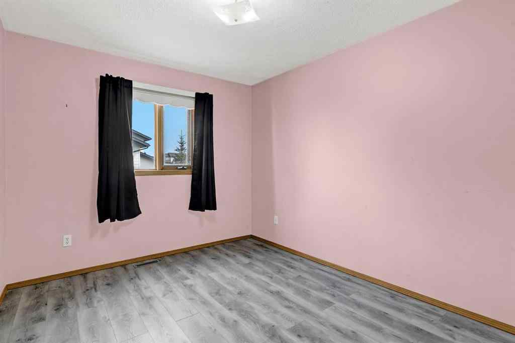 MLS® A2256893 - 10108 106 Street  in NONE Hythe, Residential