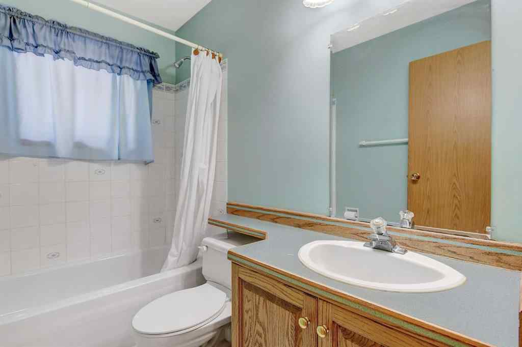 MLS® A2256893 - 10108 106 Street  in NONE Hythe, Residential