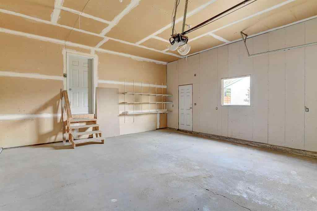 MLS® A2256893 - 10108 106 Street  in NONE Hythe, Residential