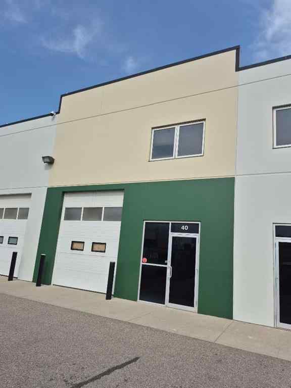 MLS® A2256900 - Unit #40 4807 32 Street SE in Golden Triangle Calgary, Commercial