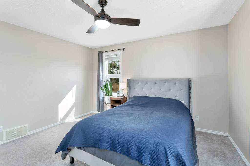 MLS® A2256902 - 5009 54 Avenue  in Central Ponoka Ponoka, Residential