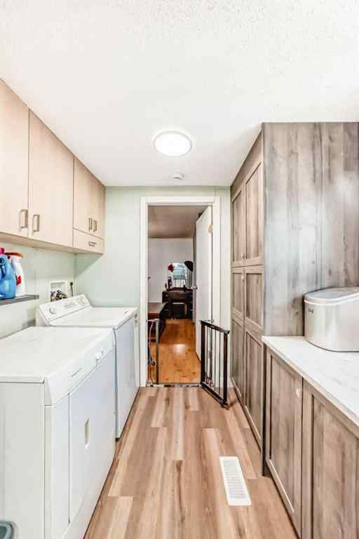 MLS® A2256903 - 17 Burroughs Place NE in Monterey Park Calgary, Mobile