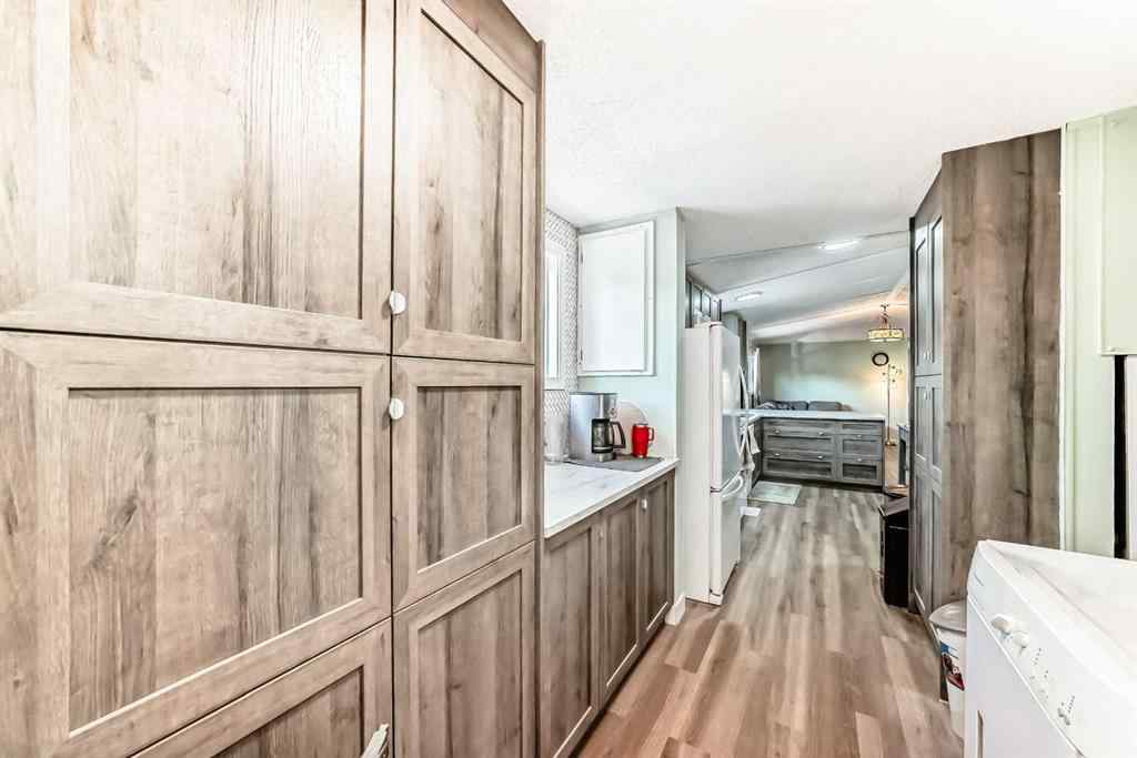 MLS® A2256903 - 17 Burroughs Place NE in Monterey Park Calgary, Mobile