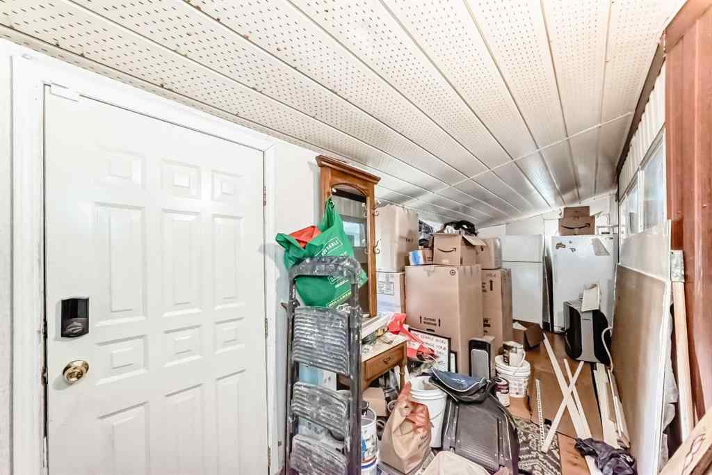 MLS® A2256903 - 17 Burroughs Place NE in Monterey Park Calgary, Mobile
