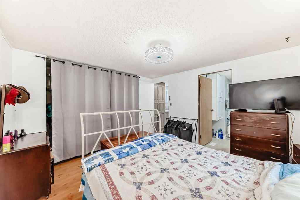 MLS® A2256903 - 17 Burroughs Place NE in Monterey Park Calgary, Mobile