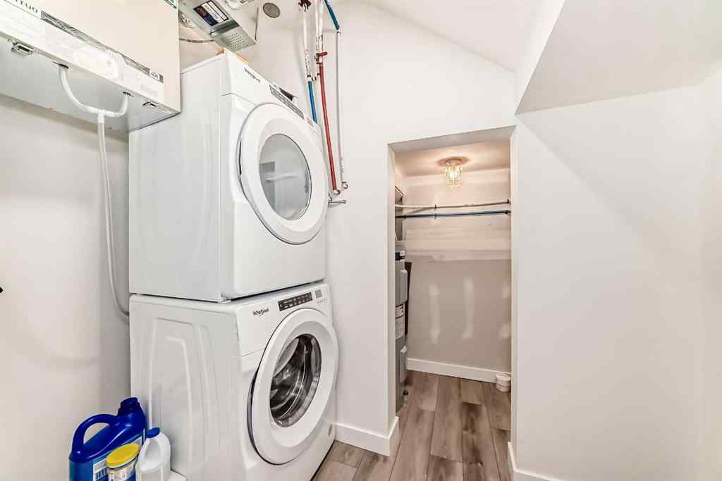 MLS® A2256905 - 35 Spring Creek Common SW in Springbank Hill Calgary, Residential