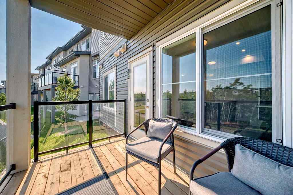 MLS® A2256905 - 35 Spring Creek Common SW in Springbank Hill Calgary, Residential