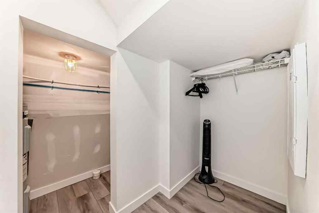 MLS® A2256905 - 35 Spring Creek Common SW in Springbank Hill Calgary, Residential