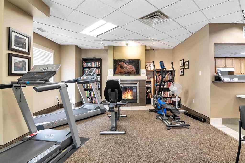 MLS® A2256906 - Unit #210 194 Sunrise Circle SW in SW Southridge Medicine Hat, Residential