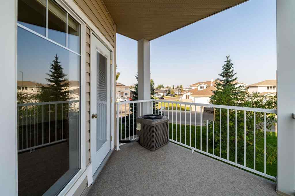 MLS® A2256906 - Unit #210 194 Sunrise Circle SW in SW Southridge Medicine Hat, Residential