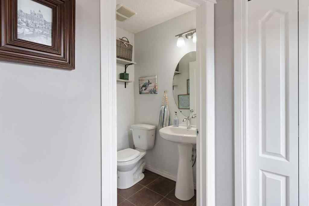 MLS® A2256908 - 37 Legacy Gate SE in Legacy Calgary, Residential