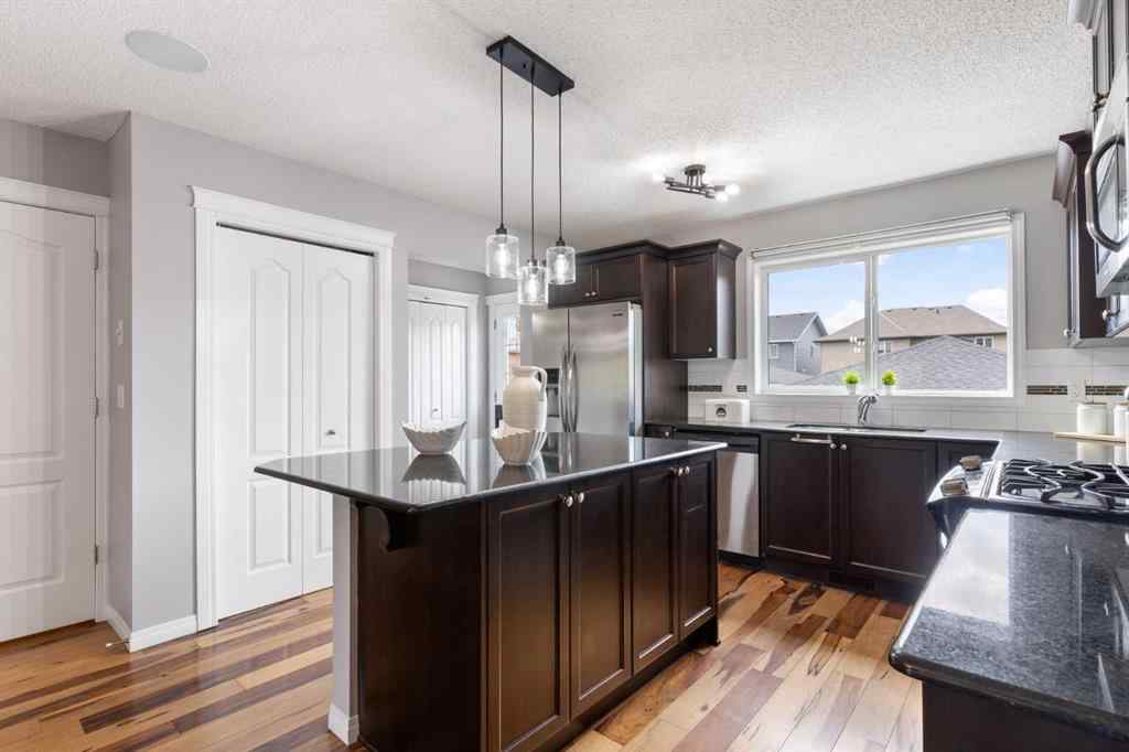 MLS® A2256908 - 37 Legacy Gate SE in Legacy Calgary, Residential