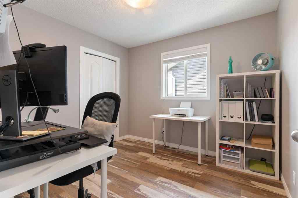 MLS® A2256908 - 37 Legacy Gate SE in Legacy Calgary, Residential